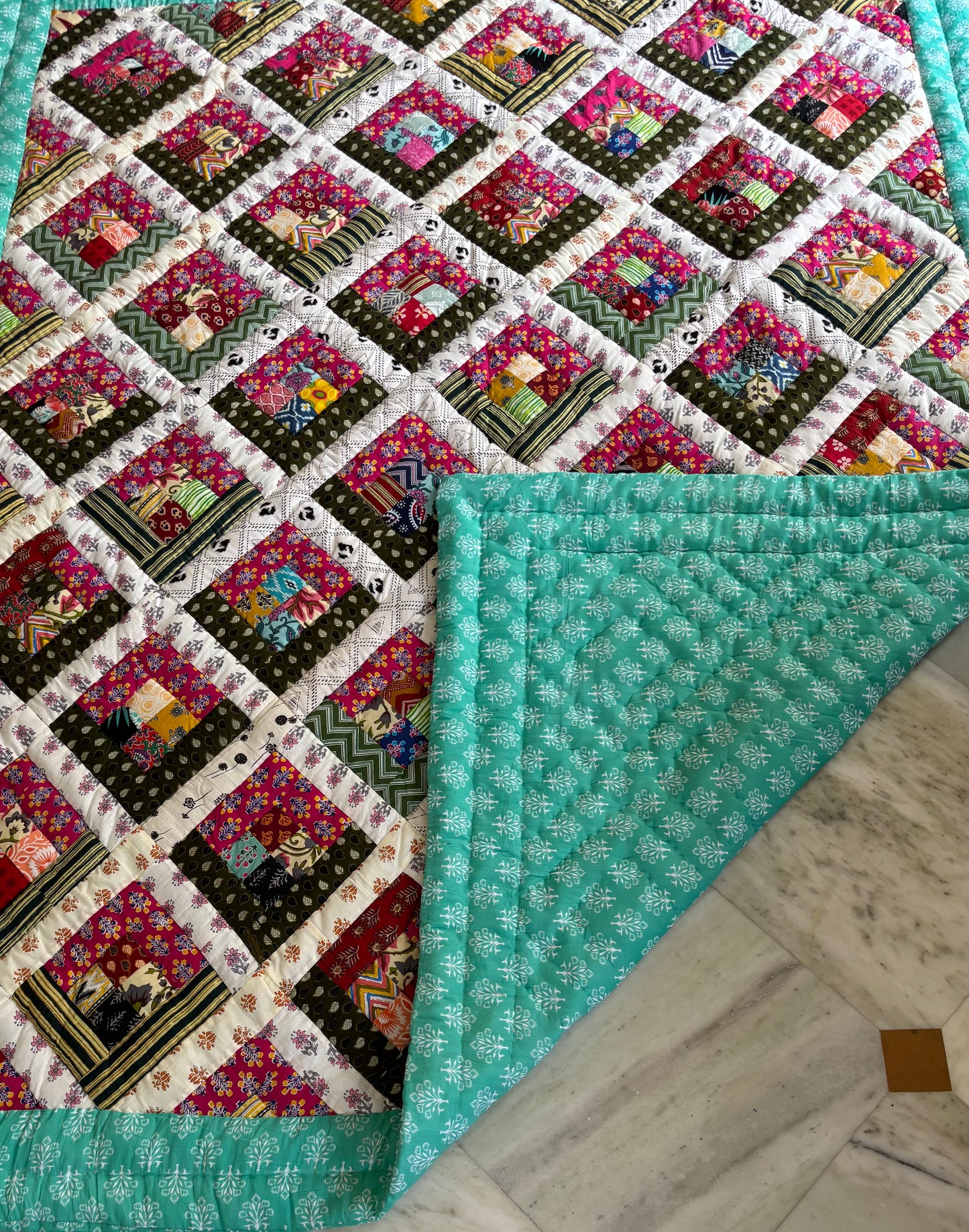 Tulip Quilt, 94"x75"